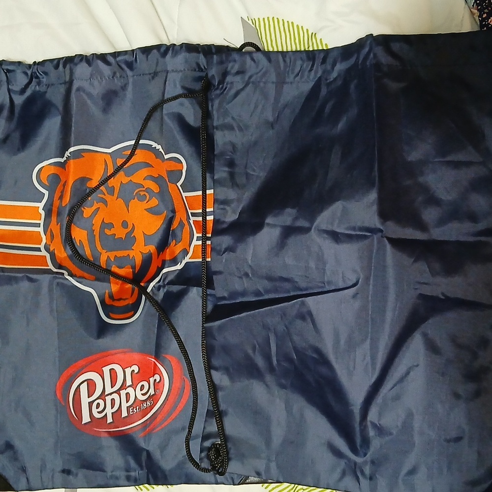 Chicago Bears Drawstring Backpack - Picture 3 of 5